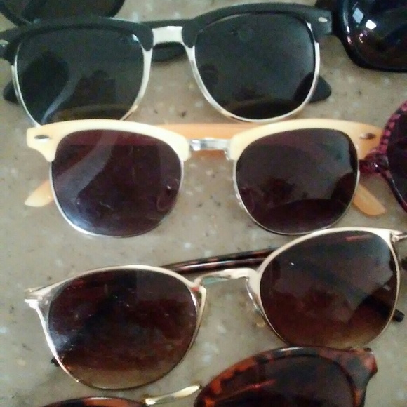 41 pair sunglasses - Picture 2 of 8